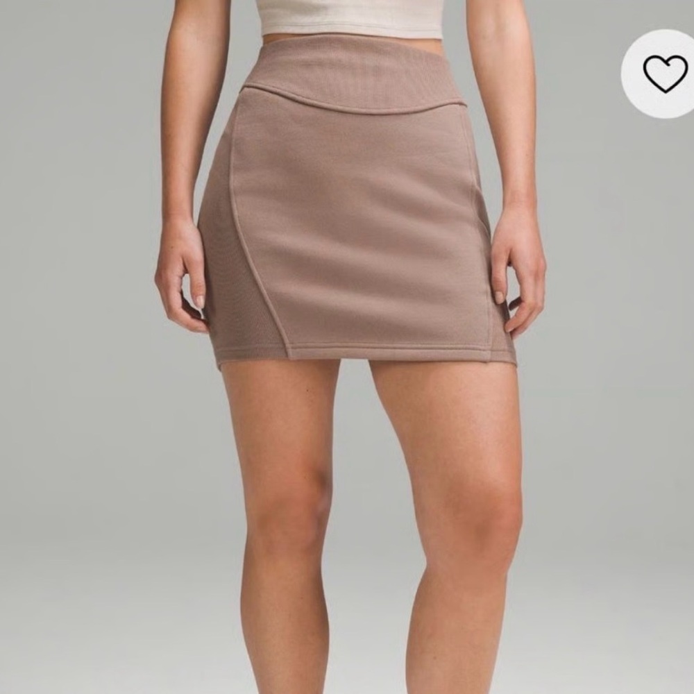 Lululemon Athletica High Rise Scuba Mini Skirt‎ Size Small